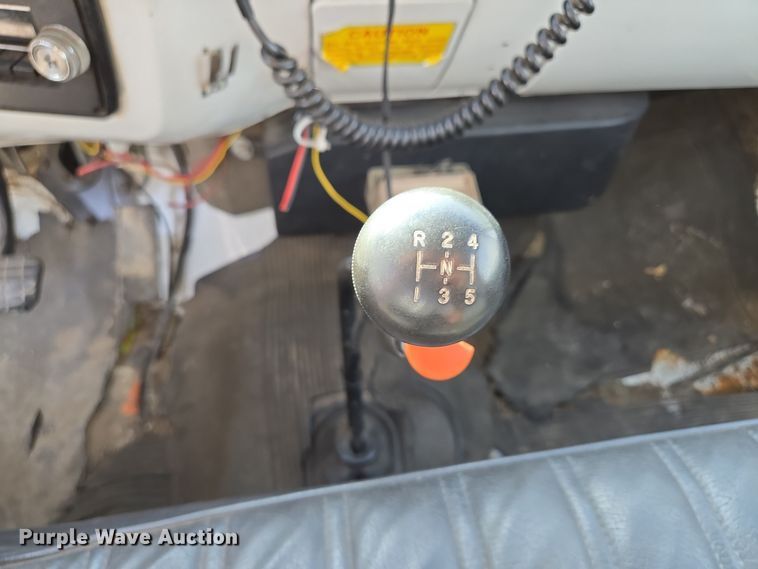 image for item EE8691 1985 GMC  7000 pumper fire truck