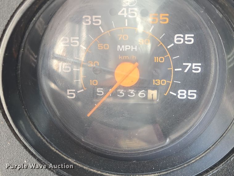 image for item EE8691 1985 GMC  7000 pumper fire truck