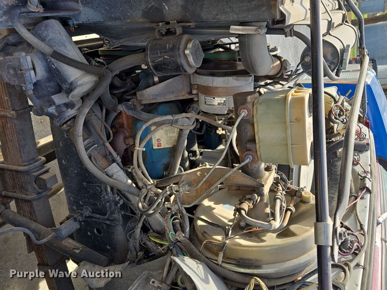 image for item EE8691 1985 GMC  7000 pumper fire truck