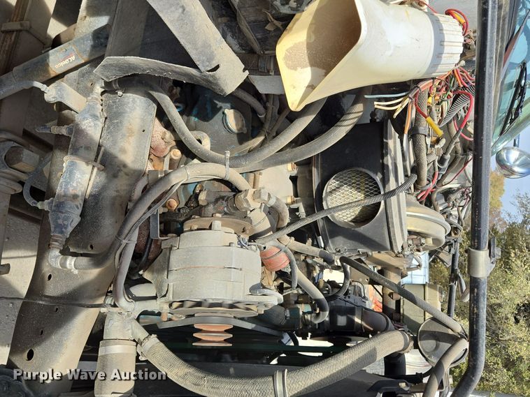 image for item EE8691 1985 GMC  7000 pumper fire truck