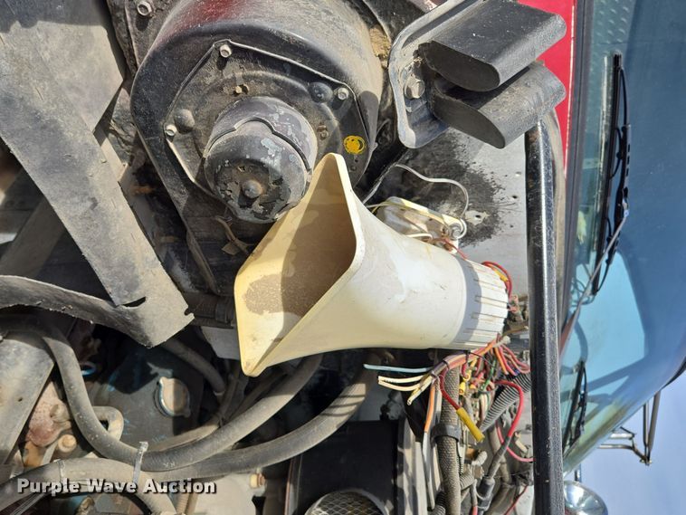 image for item EE8691 1985 GMC  7000 pumper fire truck