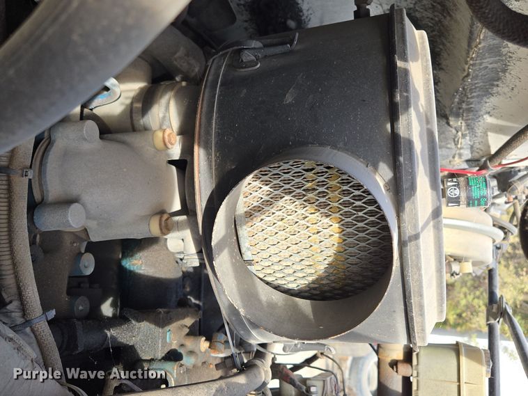 image for item EE8691 1985 GMC  7000 pumper fire truck