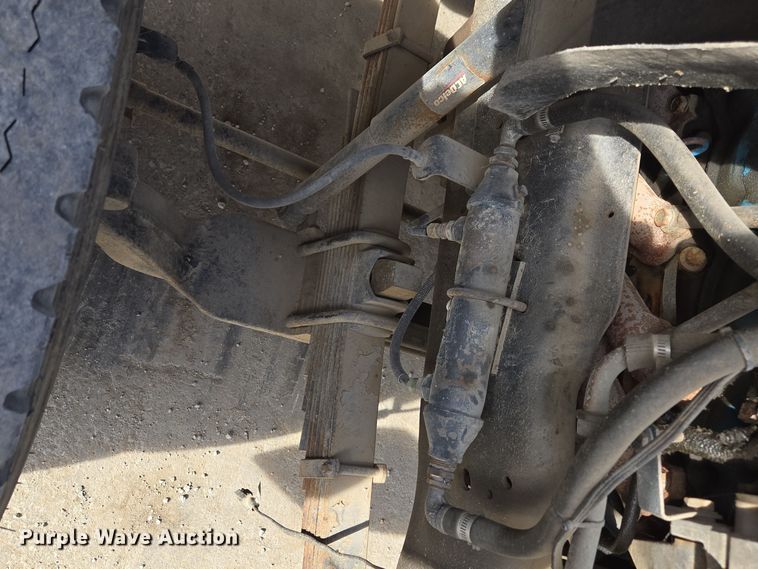 image for item EE8691 1985 GMC  7000 pumper fire truck