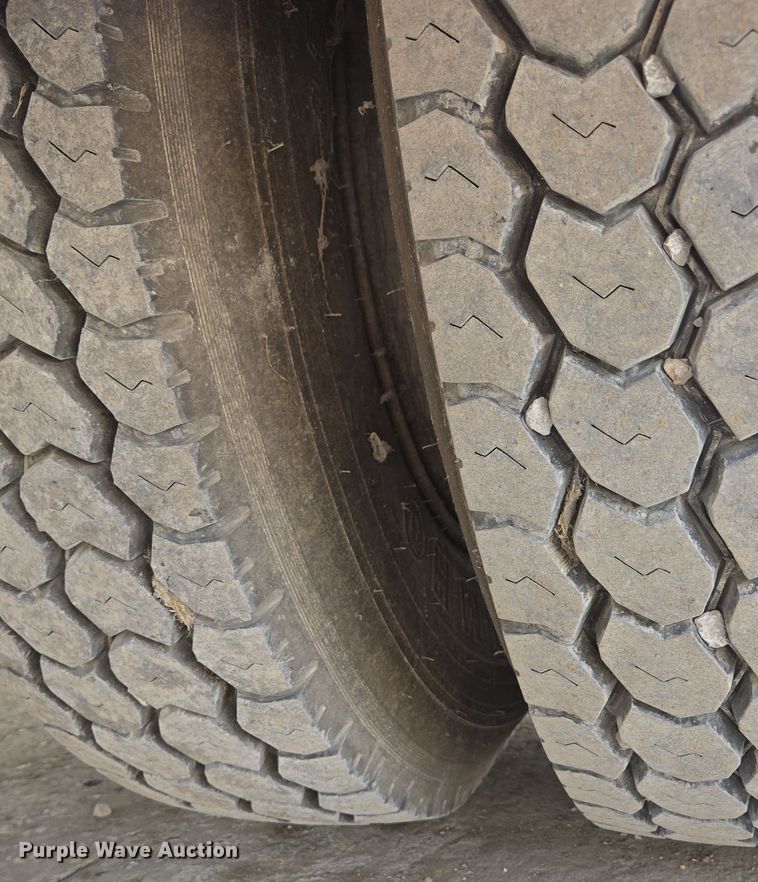 image for item EE8691 1985 GMC  7000 pumper fire truck