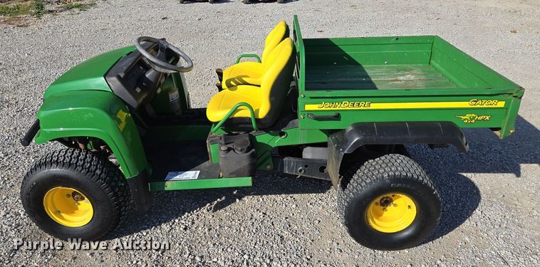 image for item EE8693 2004 John Deere  HPX Gator  utility vehicle