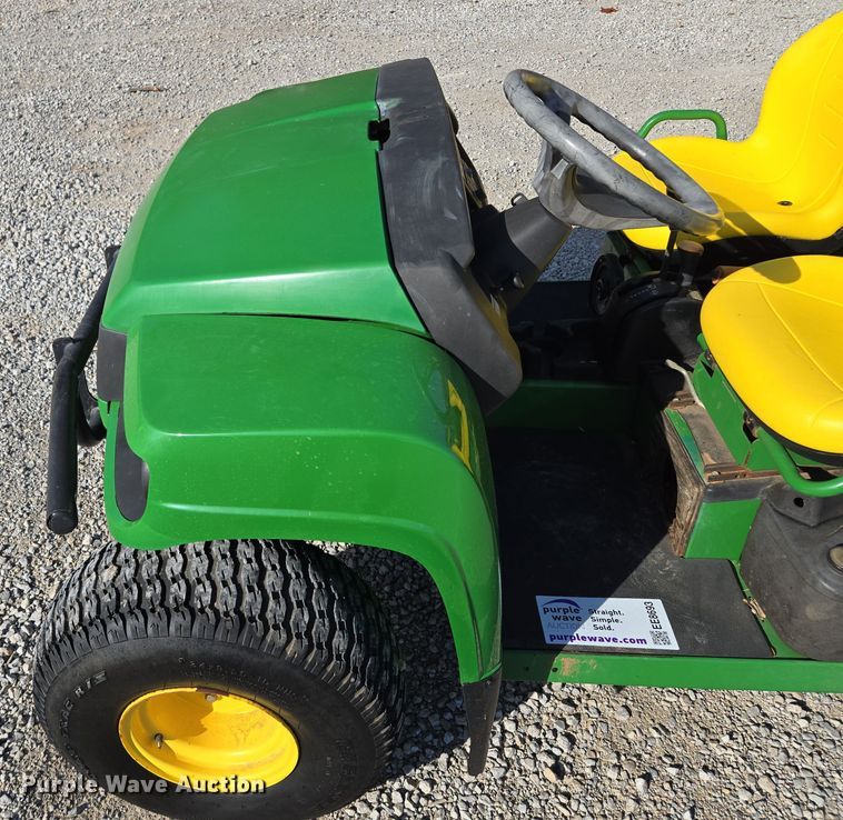 image for item EE8693 2004 John Deere  HPX Gator  utility vehicle