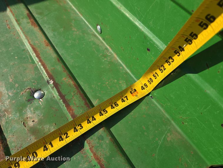 image for item EE8693 2004 John Deere  HPX Gator  utility vehicle