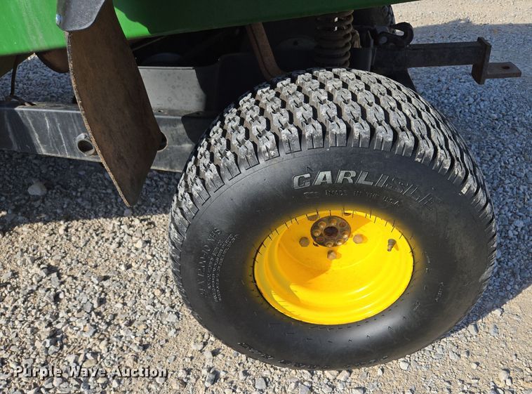 image for item EE8693 2004 John Deere  HPX Gator  utility vehicle