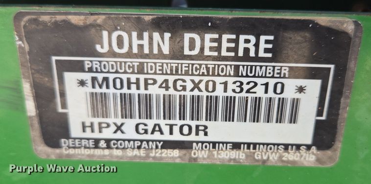 image for item EE8693 2004 John Deere  HPX Gator  utility vehicle