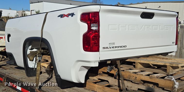 image for item EE8722 Pickup truck bed 