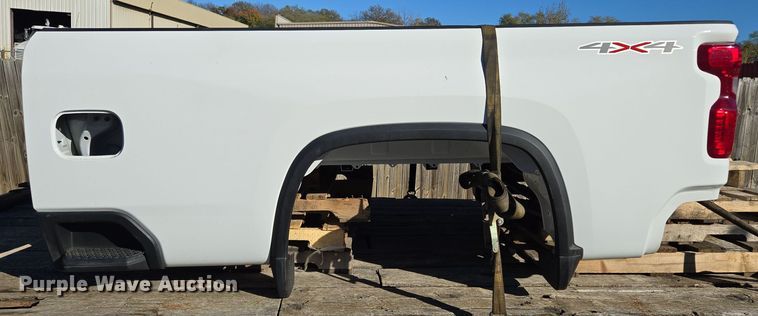 image for item EE8722 Pickup truck bed 