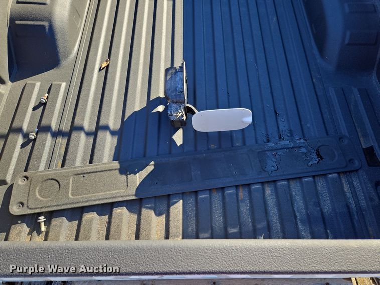 image for item EE8722 Pickup truck bed 