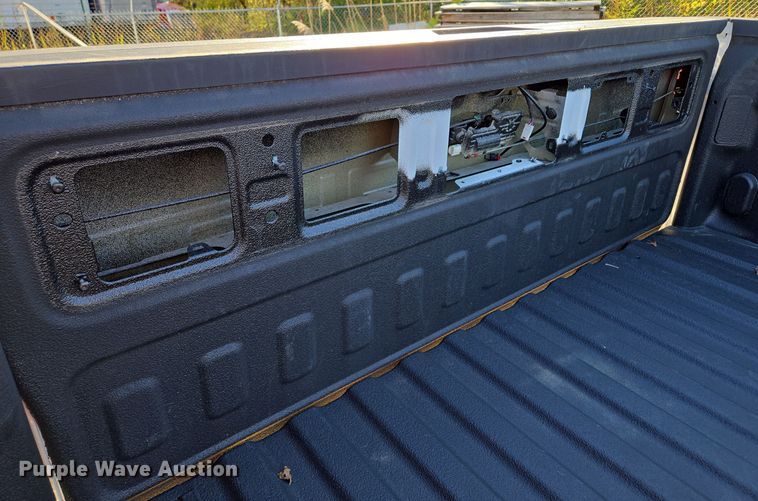 image for item EE8722 Pickup truck bed 