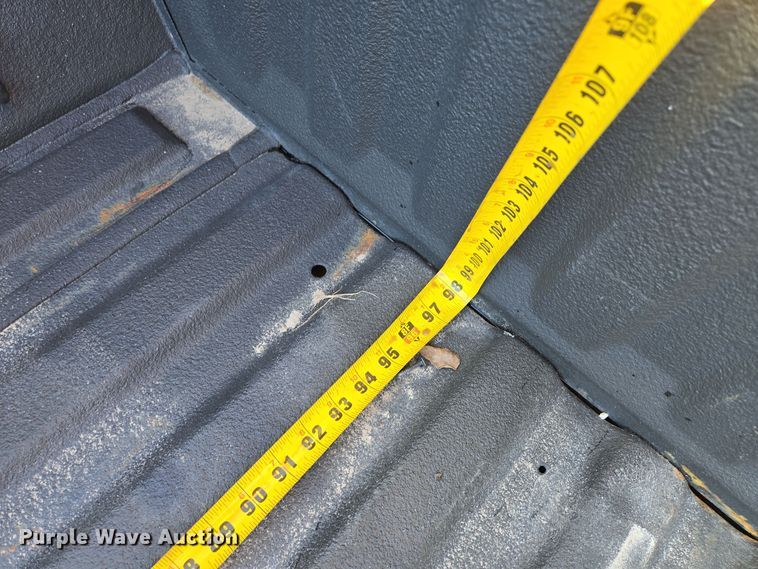 image for item EE8722 Pickup truck bed 