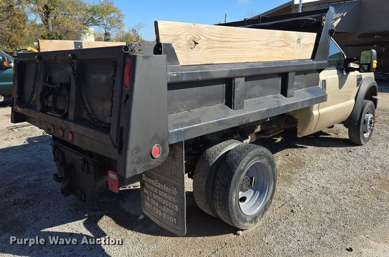 image for item EE8727 2008 Ford  F550 Super Duty XL  dump truck