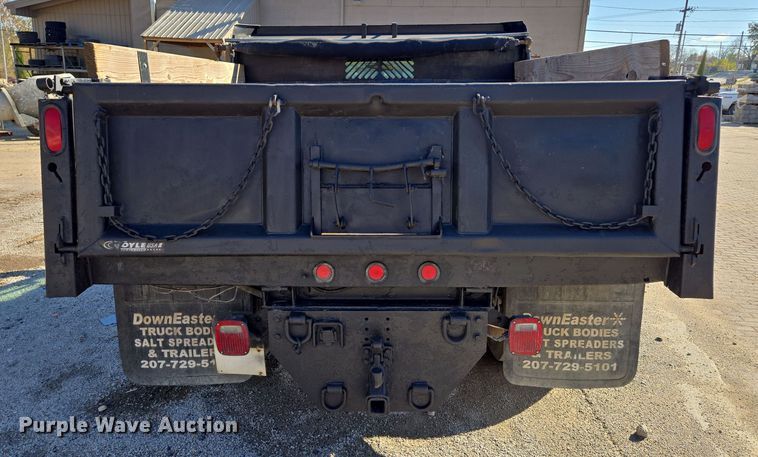 image for item EE8727 2008 Ford  F550 Super Duty XL  dump truck