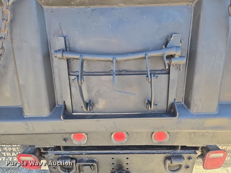 image for item EE8727 2008 Ford  F550 Super Duty XL  dump truck