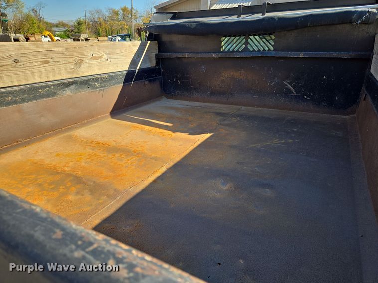 image for item EE8727 2008 Ford  F550 Super Duty XL  dump truck