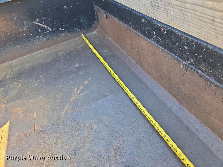 image for item EE8727 2008 Ford  F550 Super Duty XL  dump truck