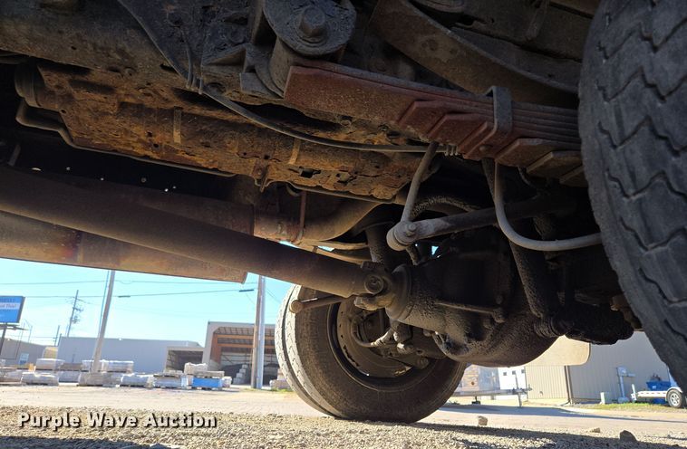 image for item EE8727 2008 Ford  F550 Super Duty XL  dump truck