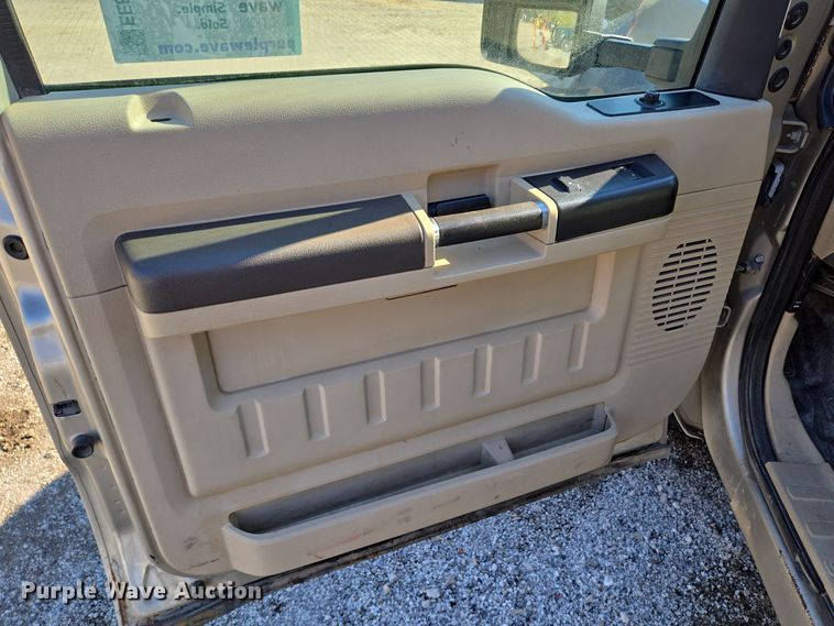 image for item EE8727 2008 Ford  F550 Super Duty XL  dump truck