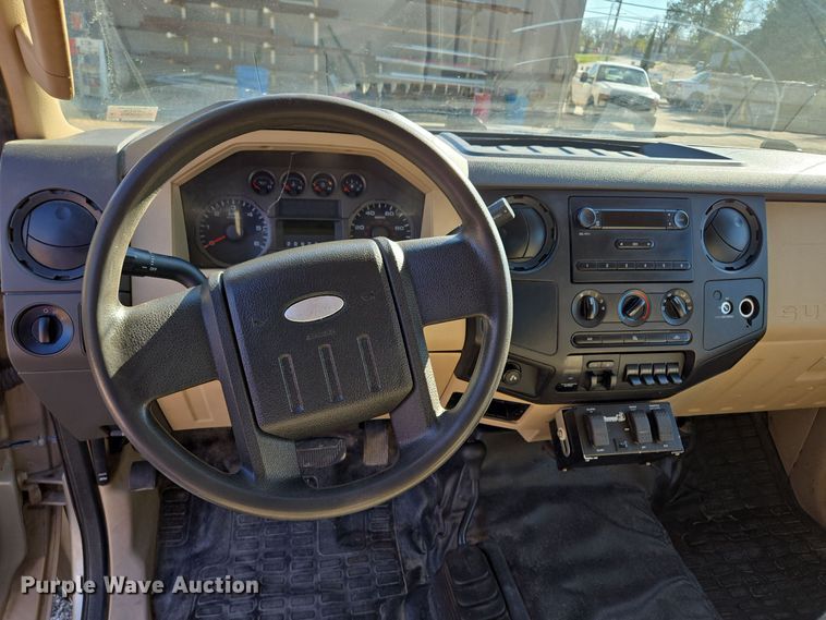 image for item EE8727 2008 Ford  F550 Super Duty XL  dump truck