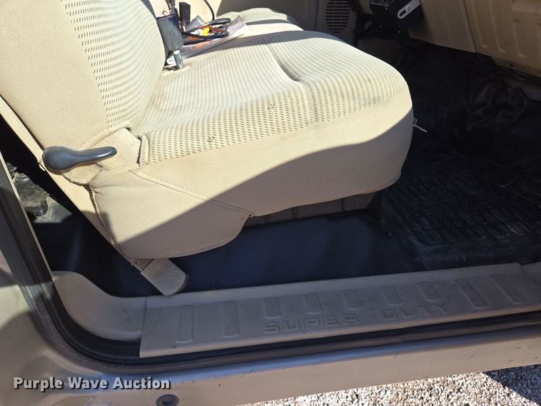 image for item EE8727 2008 Ford  F550 Super Duty XL  dump truck