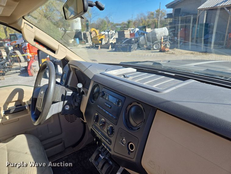 image for item EE8727 2008 Ford  F550 Super Duty XL  dump truck