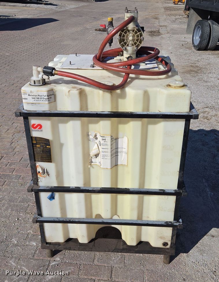 image for item EE8728 Bulk oil tank 