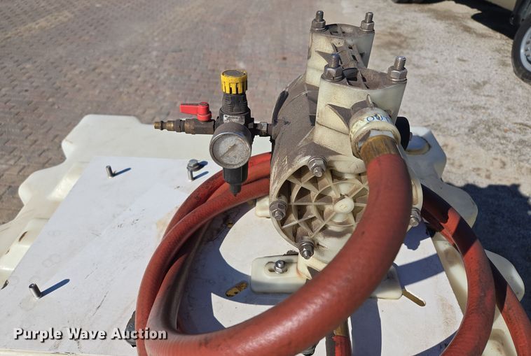 image for item EE8728 Bulk oil tank 