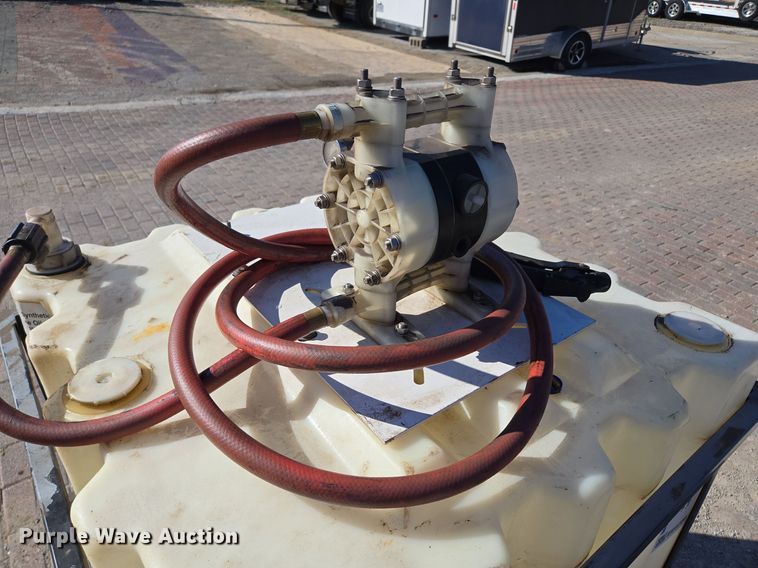 image for item EE8728 Bulk oil tank 