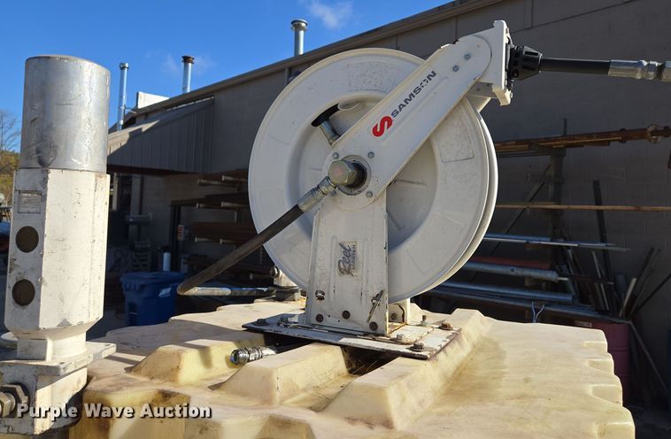 image for item EE8730 Bulk oil tank 