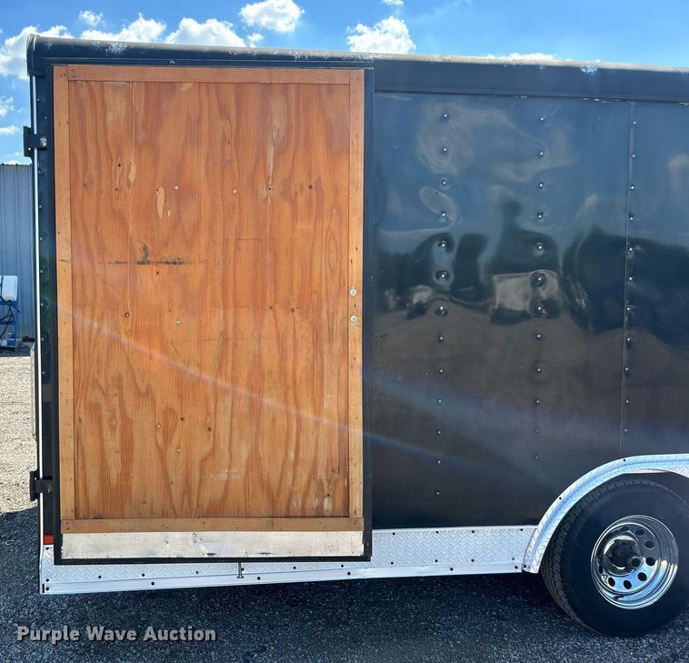 image for item EG1027 2011 Interstate West Trailers enclosed cargo trailer