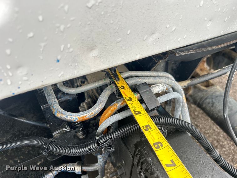 image for item EG1435 2008 Chevrolet  C6500 truck cab and chassis