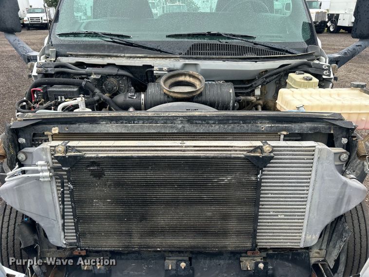 image for item EG1435 2008 Chevrolet  C6500 truck cab and chassis