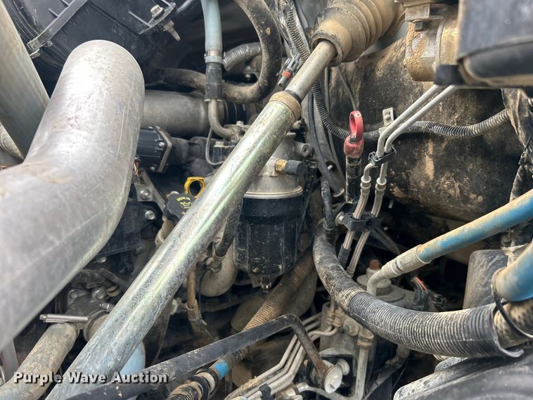 image for item EG1435 2008 Chevrolet  C6500 truck cab and chassis