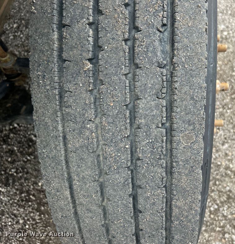 image for item EG1435 2008 Chevrolet  C6500 truck cab and chassis