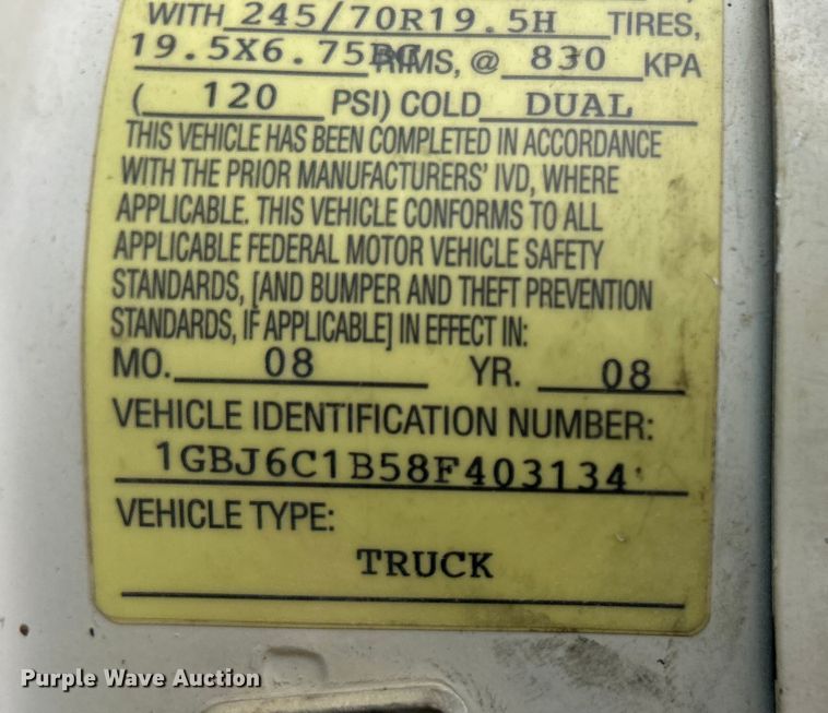 image for item EG1435 2008 Chevrolet  C6500 truck cab and chassis