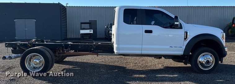 image for item EG2198 2018 Ford F550 SuperCab truck cab and chassis