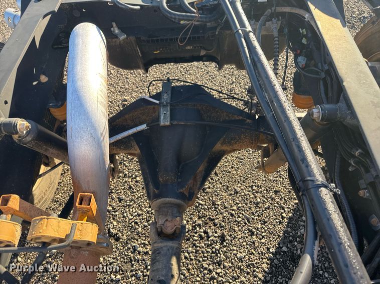 image for item EG2198 2018 Ford F550 SuperCab truck cab and chassis