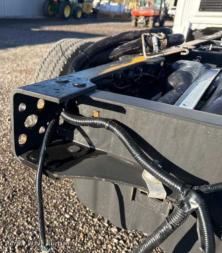 image for item EG2198 2018 Ford F550 SuperCab truck cab and chassis