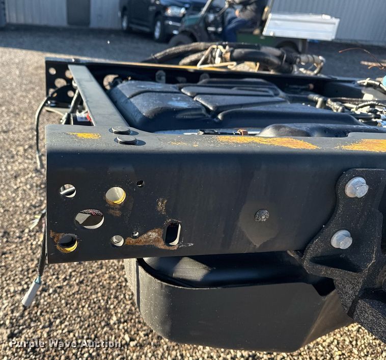 image for item EG2198 2018 Ford F550 SuperCab truck cab and chassis