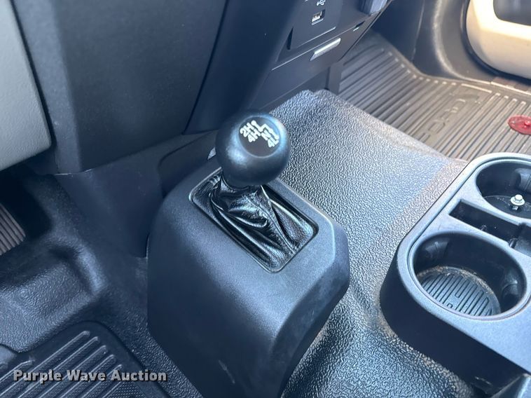 image for item EG2198 2018 Ford F550 SuperCab truck cab and chassis