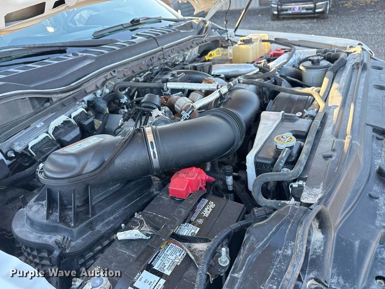 image for item EG2198 2018 Ford F550 SuperCab truck cab and chassis