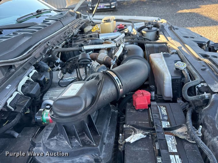 image for item EG2198 2018 Ford F550 SuperCab truck cab and chassis