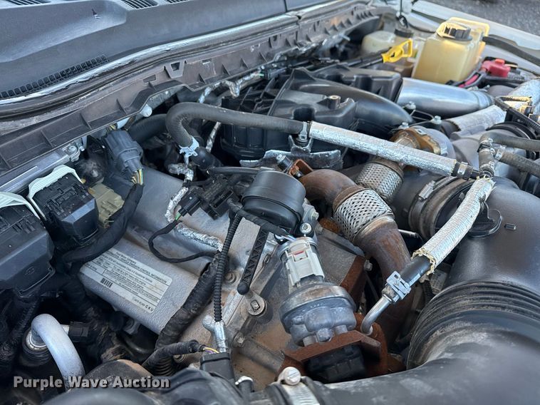 image for item EG2198 2018 Ford F550 SuperCab truck cab and chassis