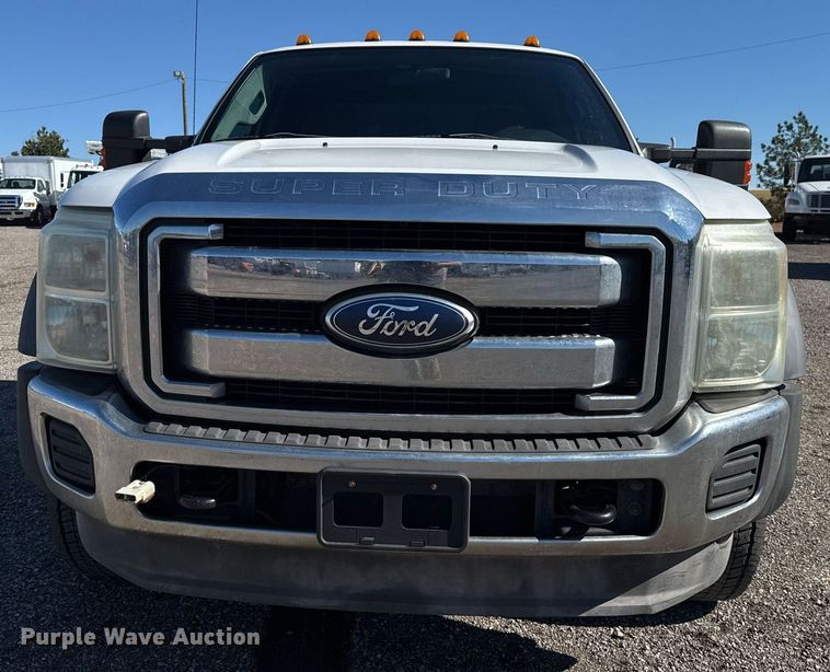 image for item EG2210 2011 Ford F550 Super Duty SuperCab truck cab and chassis