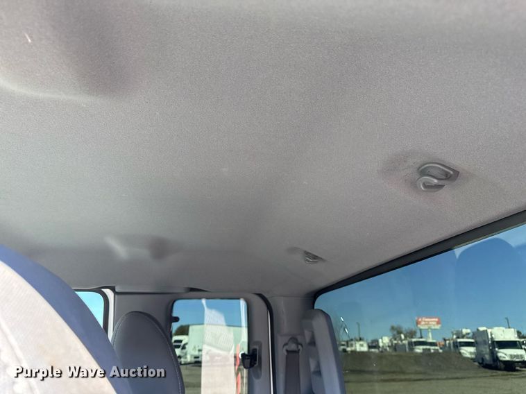 image for item EG2210 2011 Ford F550 Super Duty SuperCab truck cab and chassis