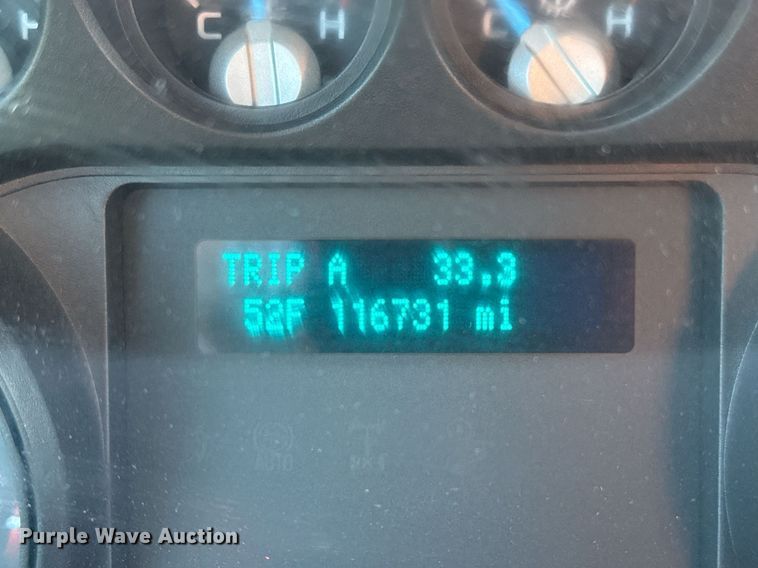 image for item EG2210 2011 Ford F550 Super Duty SuperCab truck cab and chassis