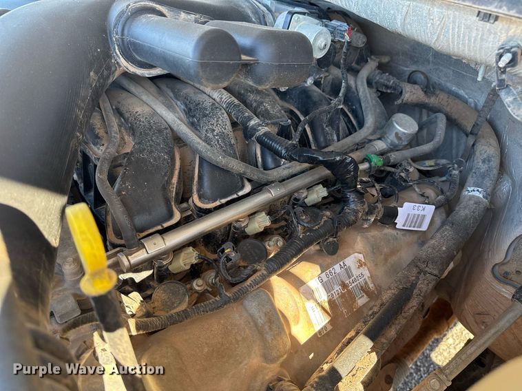 image for item EG2210 2011 Ford F550 Super Duty SuperCab truck cab and chassis